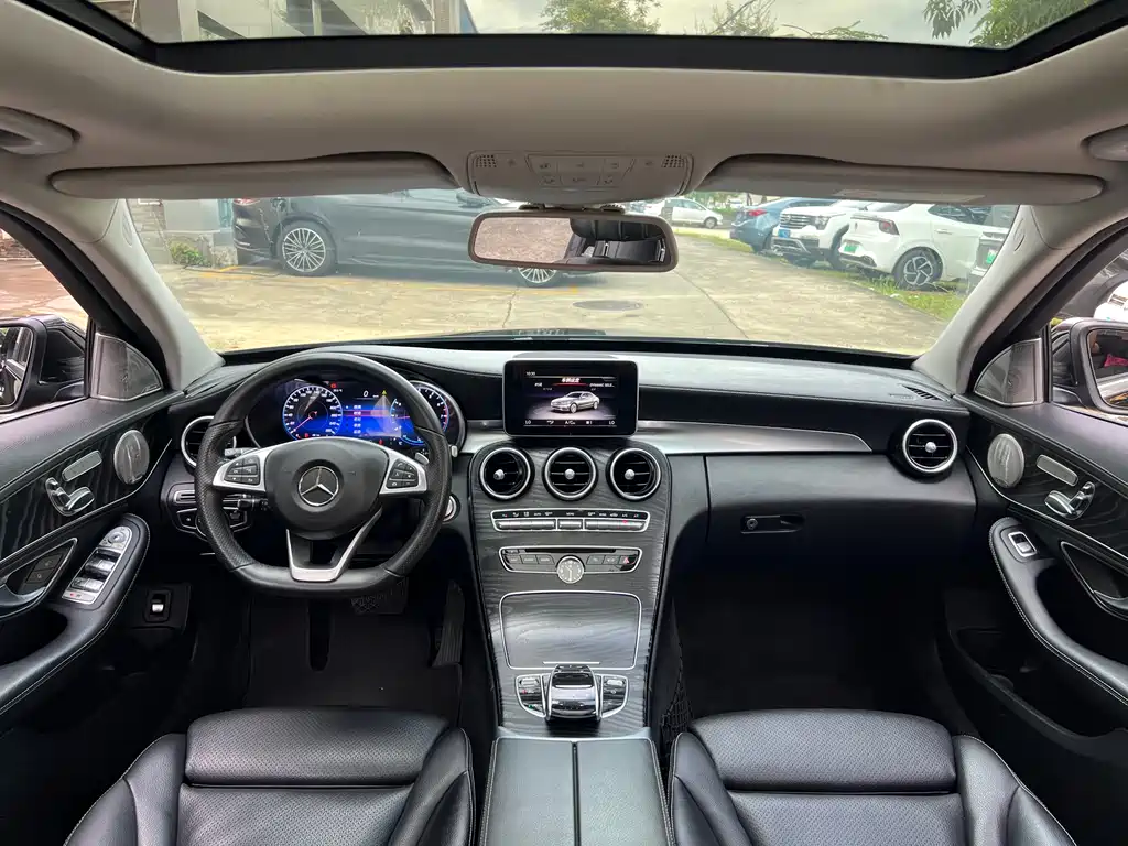 Mercedes-Benz C-Class 2018 — фото 13