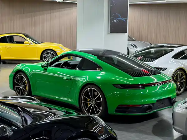 Porsche 911 2021
