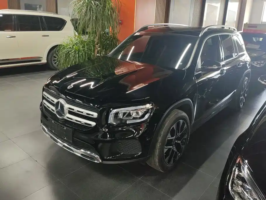 Mercedes-Benz GLB 2021