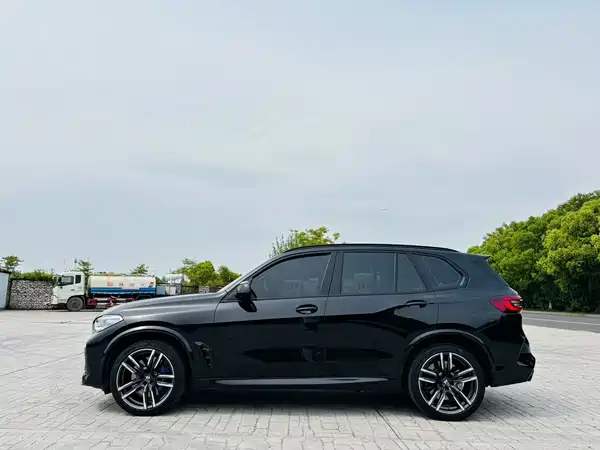 BMW X5 M 2022