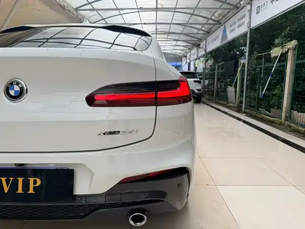 BMW X4 2021