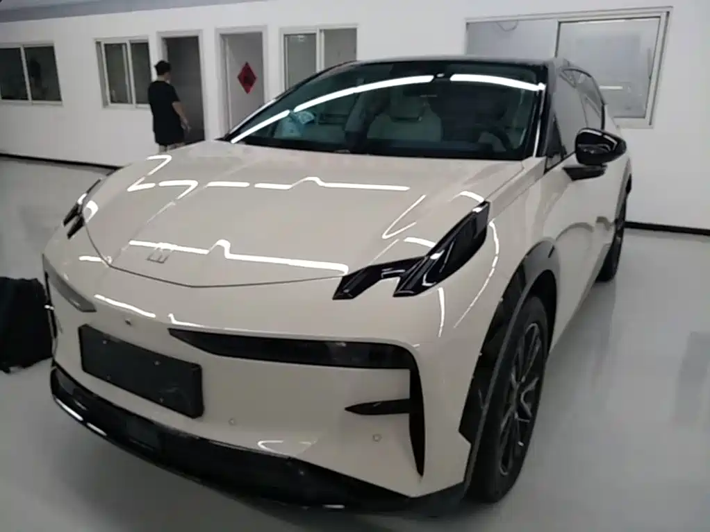 Zeekr X 2024