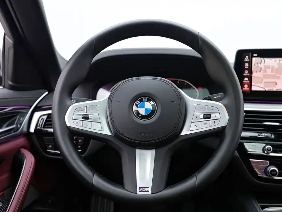 BMW 5 Series 2023 — фото 12