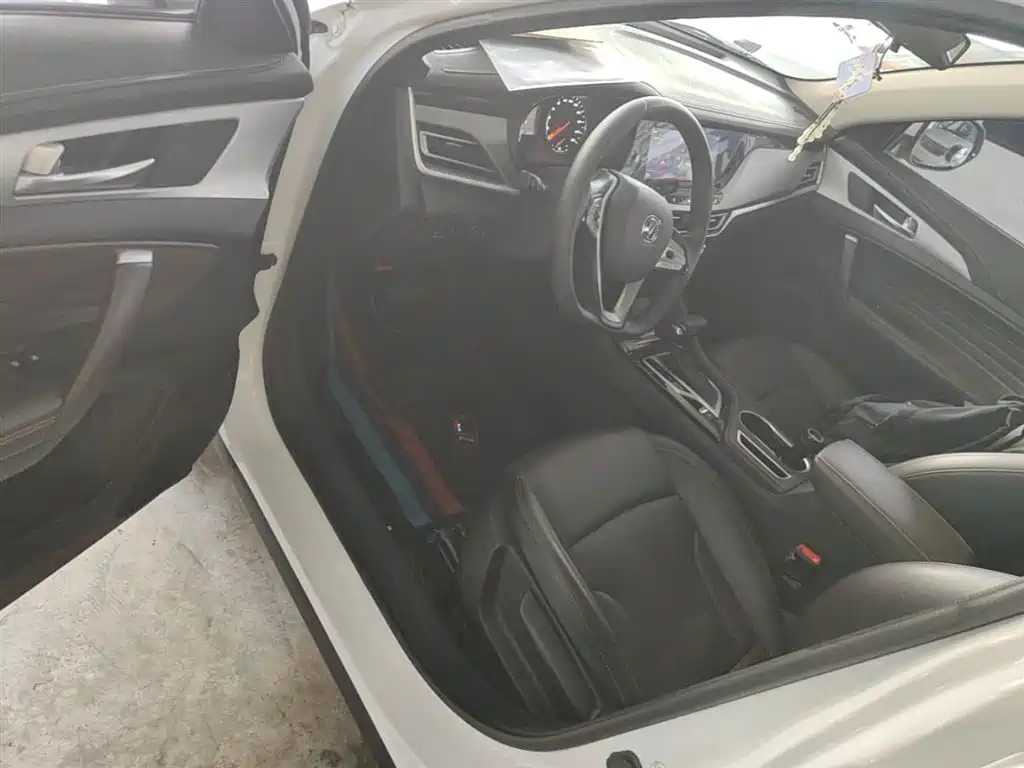 Changan CS35PLUS 2019 — фото 16