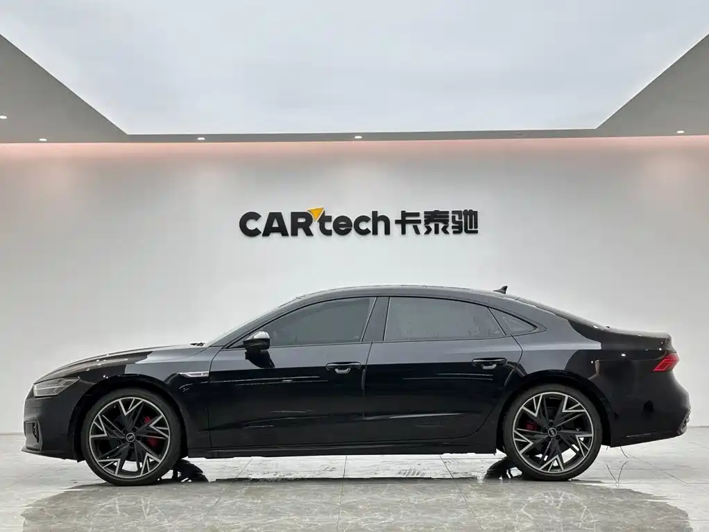 Audi A7L 2024 — фото 2