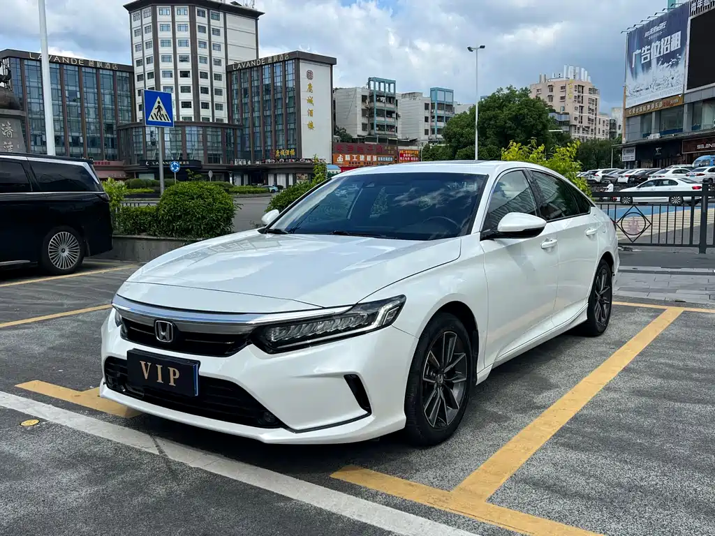 Honda Inspire 2022 — фото 1
