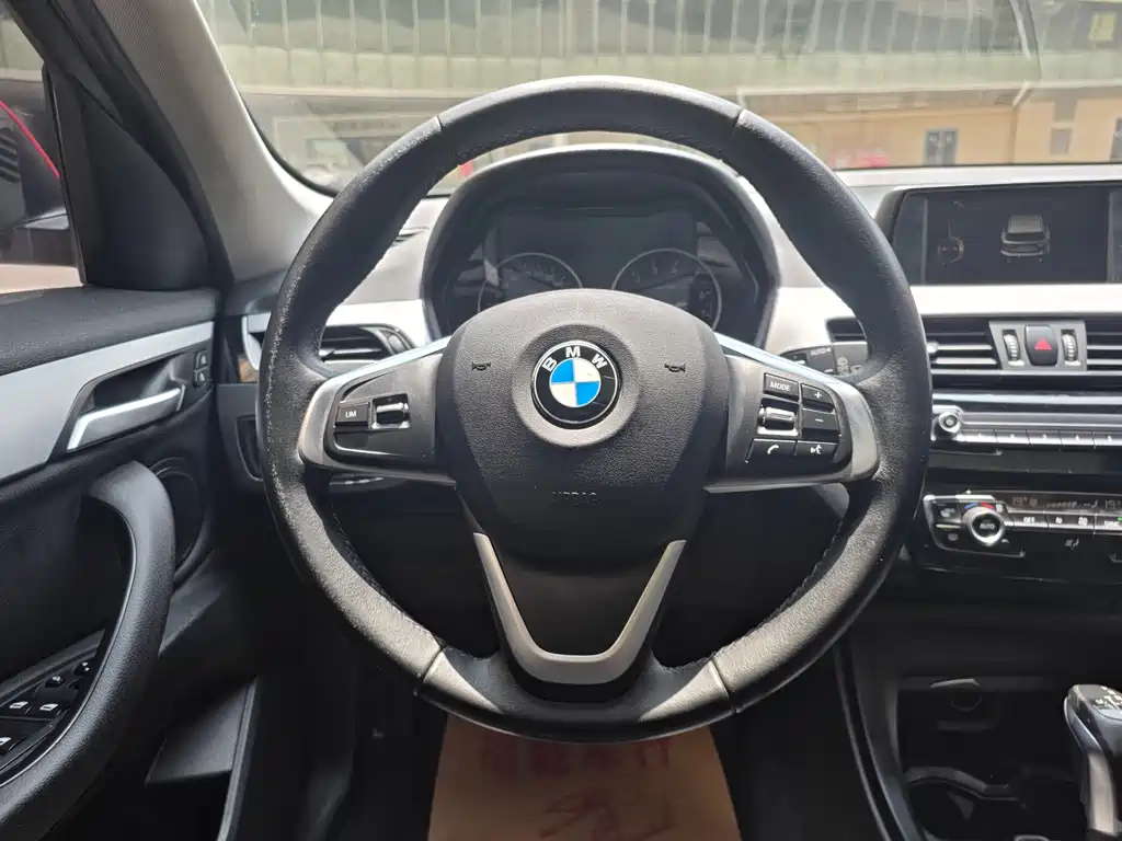 BMW X1 2016 — фото 19