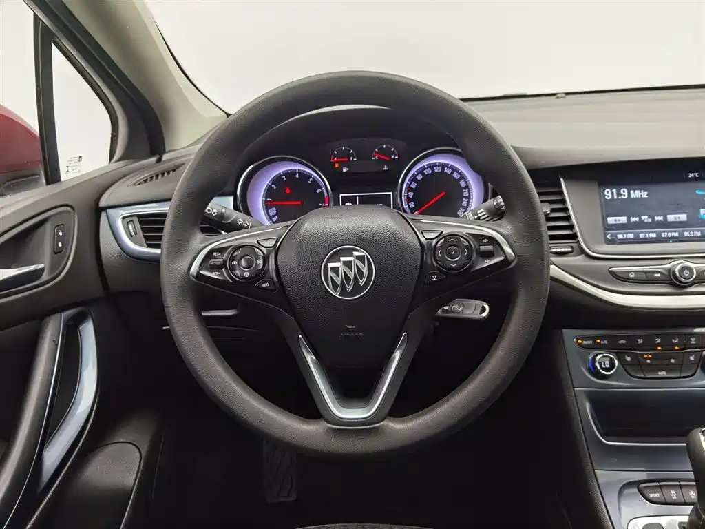 Buick Verano 2016 — фото 11