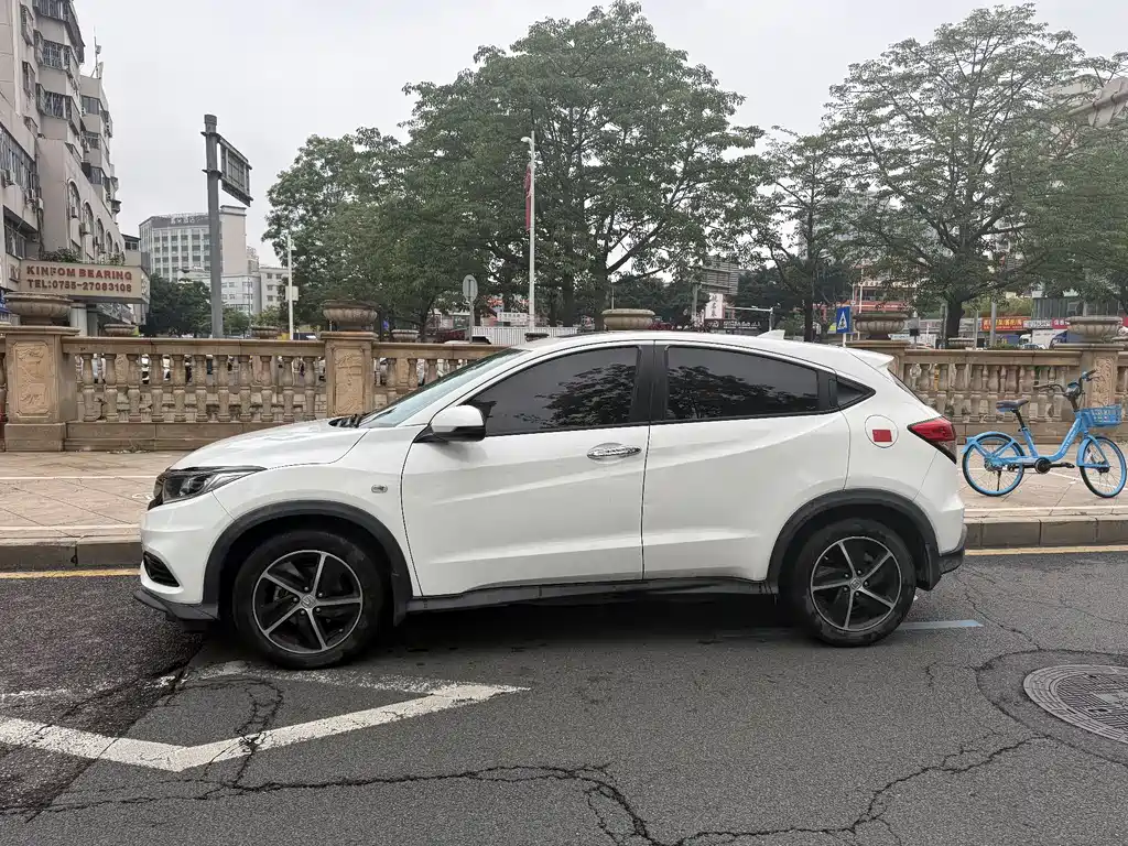 Honda Vezel 2021 — фото 15