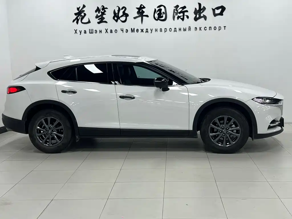 Mazda CX-4 2023 — фото 4