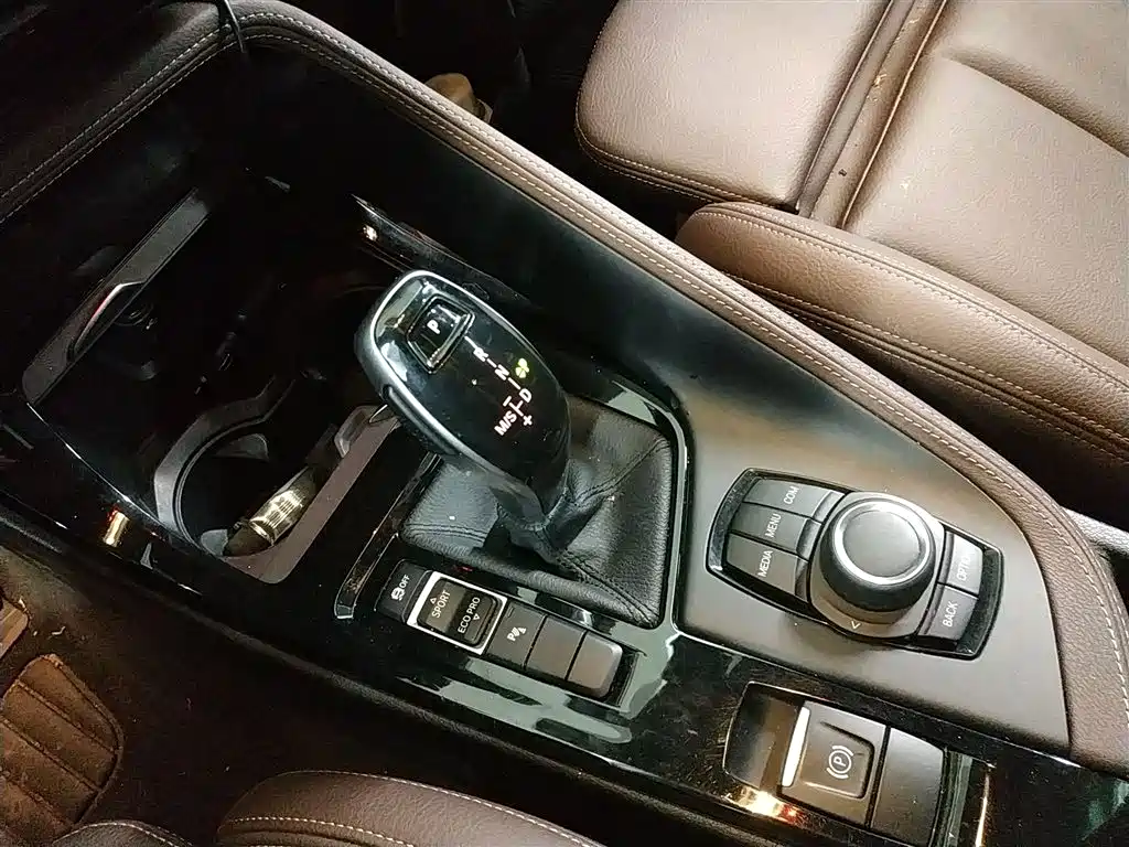 BMW X2 2020 — фото 14