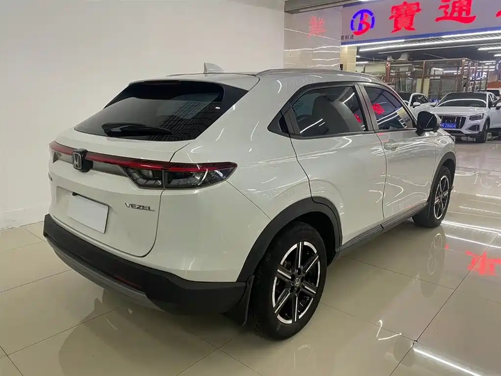 Honda Vezel 2023 — фото 8