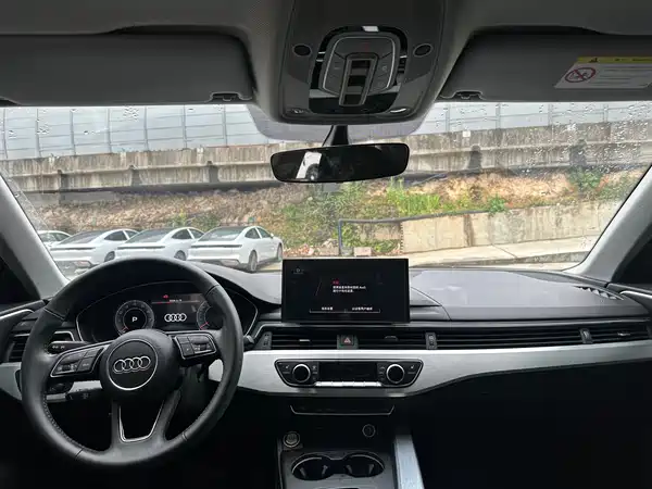 Audi A4L 2022