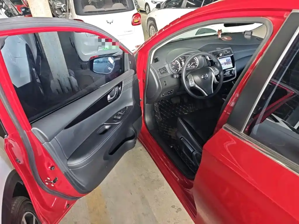 Nissan Tiida 2022 — фото 16