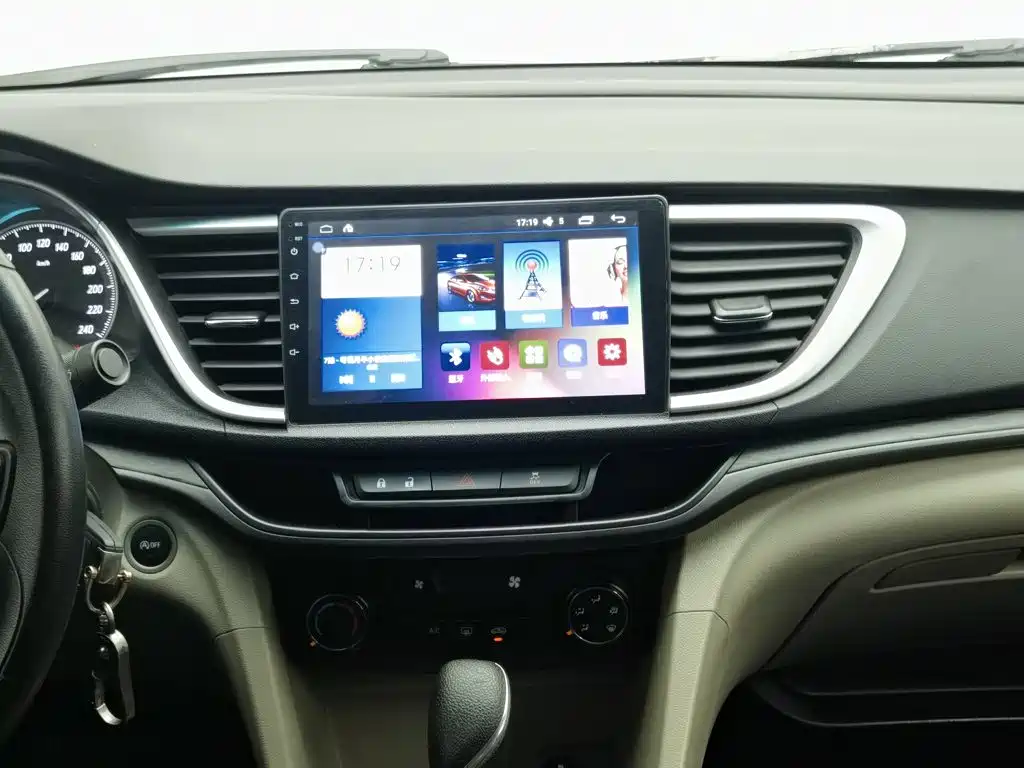 Buick Excelle 2017 — фото 12