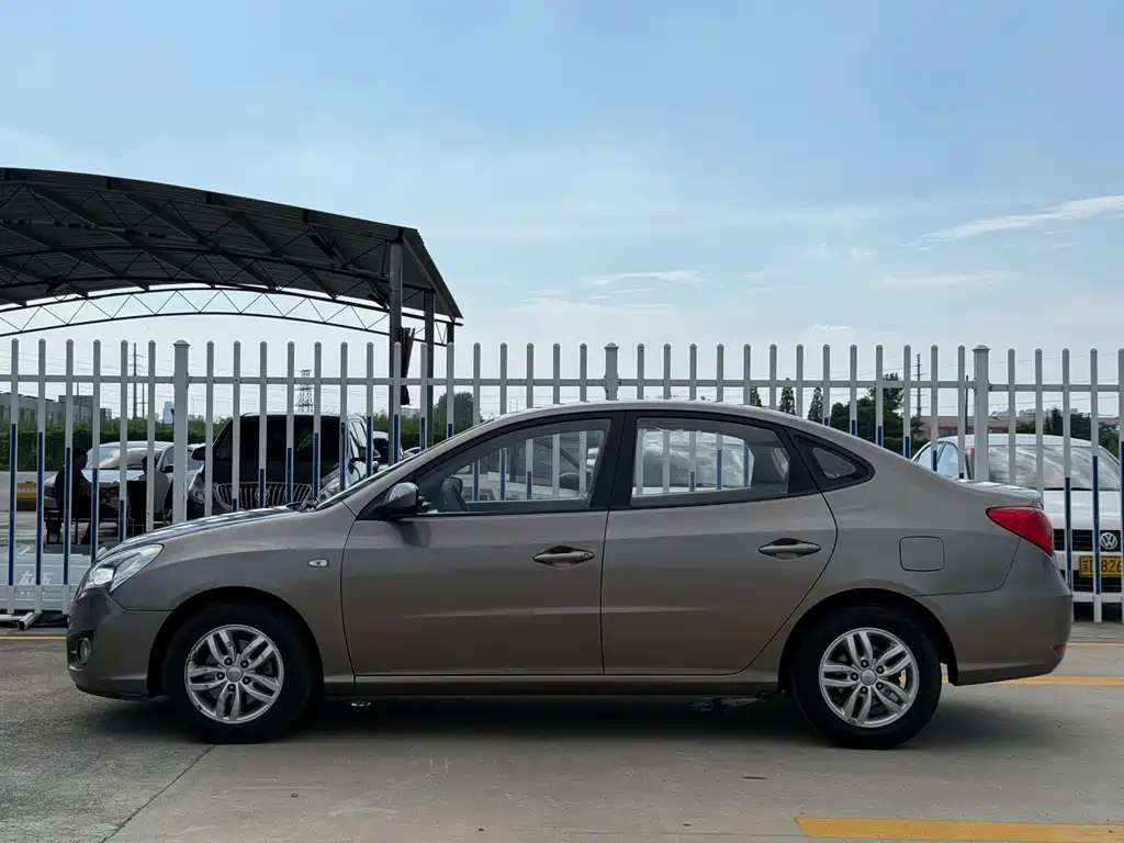 Hyundai Joyful 2015