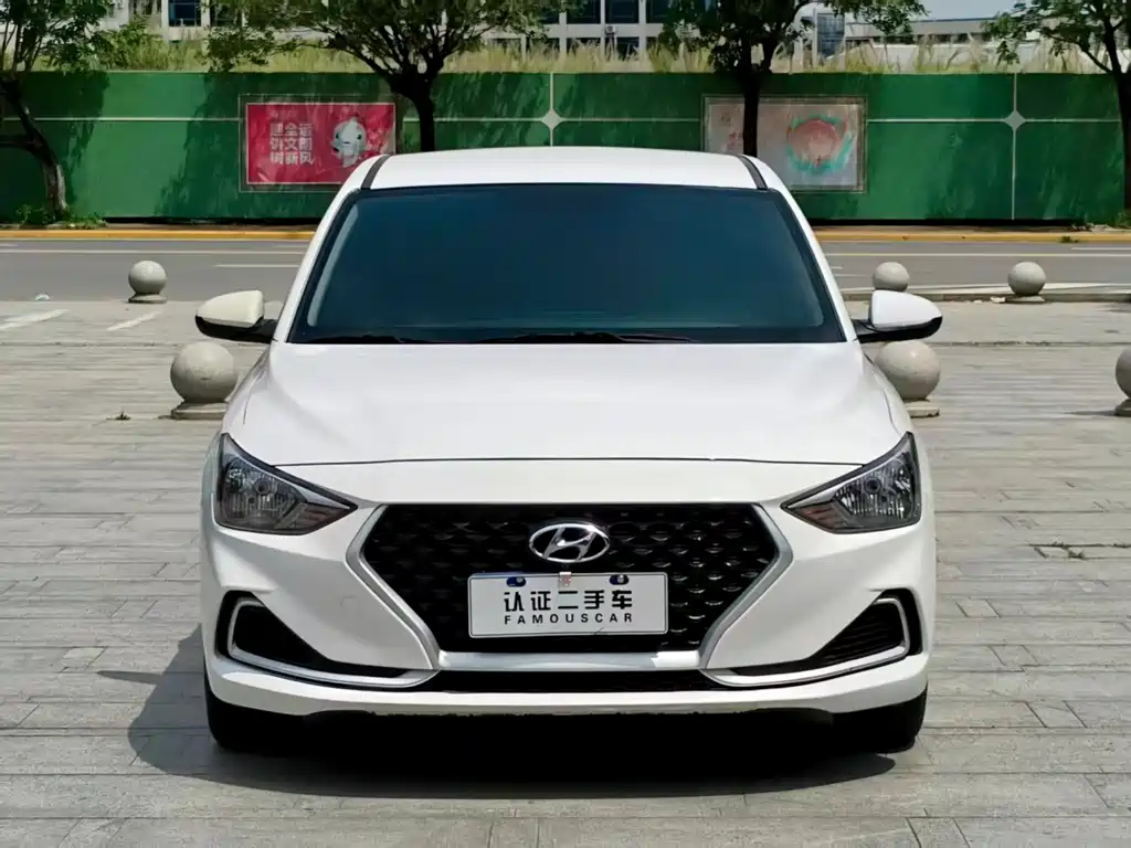 Hyundai Elantra 2021