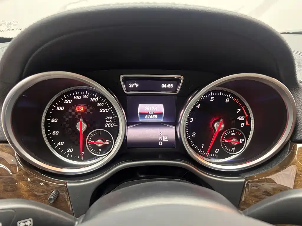 Mercedes-Benz GLS 2016 — фото 13