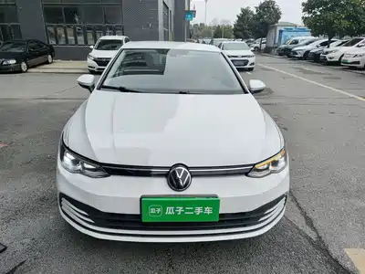 Volkswagen Golf 2023