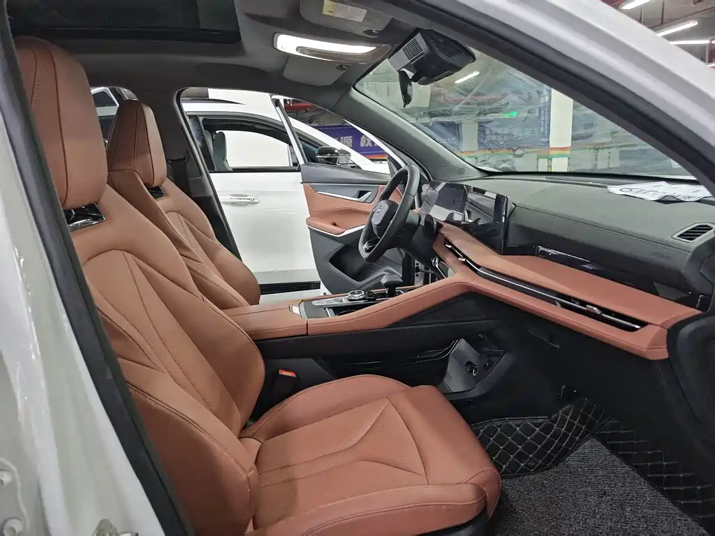 Changan CS75 PLUS 2024 — фото 11