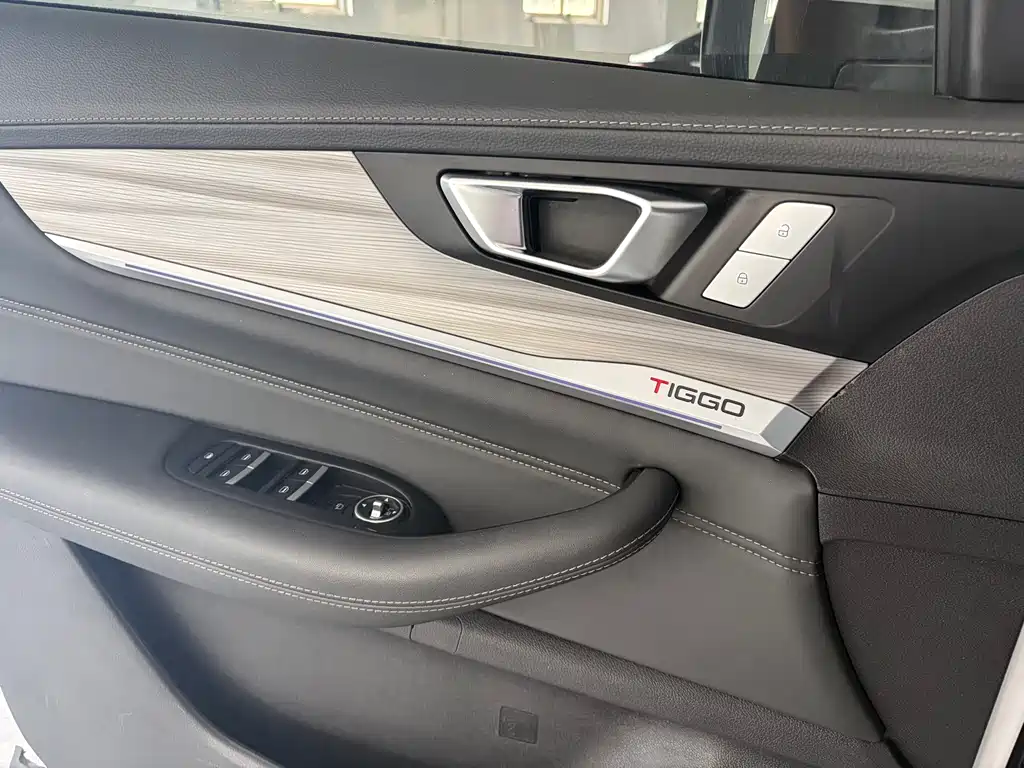 Chery Tiggo 8 2022 — фото 13