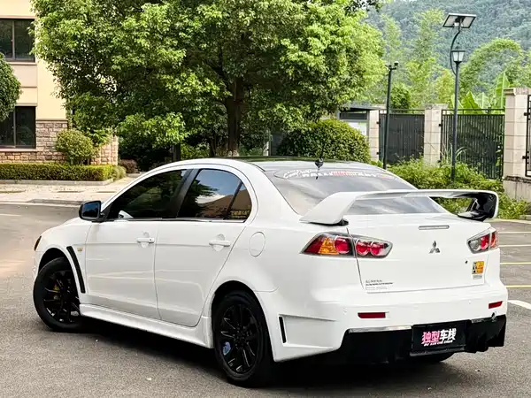 Mitsubishi Lancer EX 2017