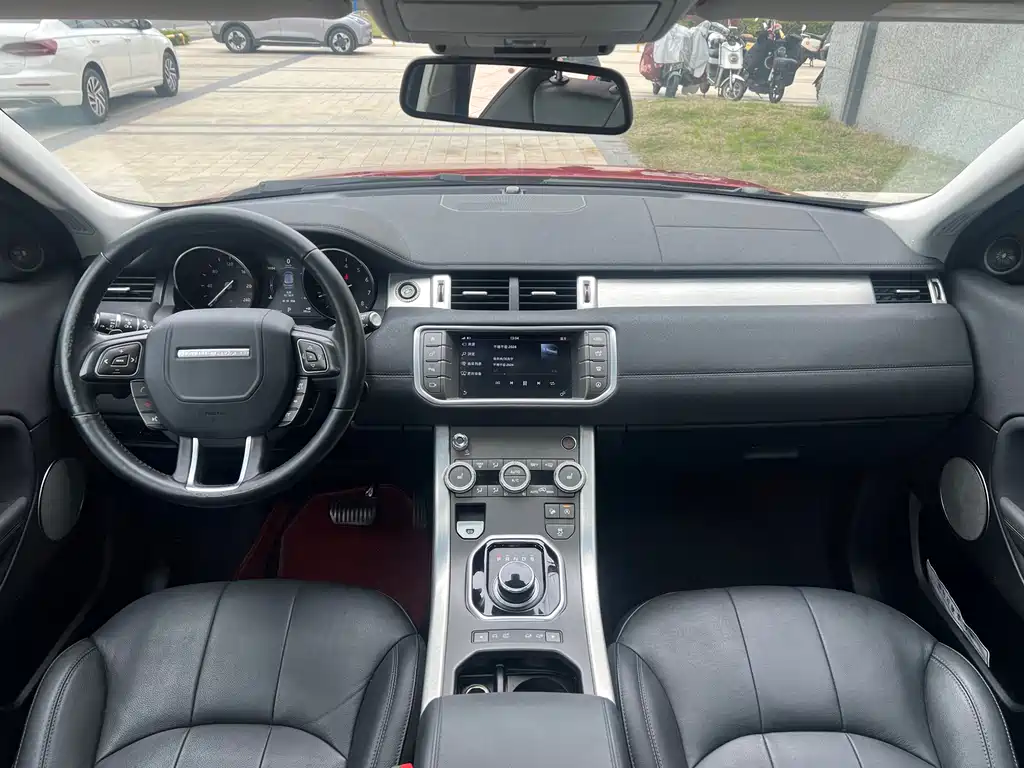 Land Rover Evoque 2017 — фото 10
