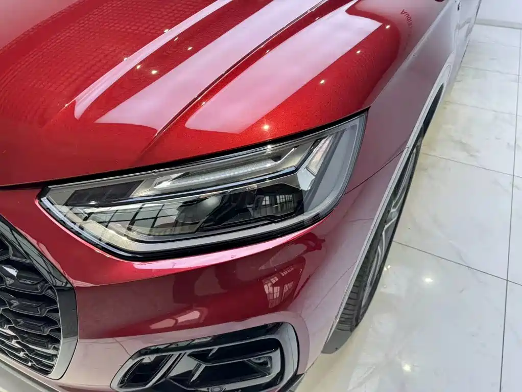 Audi Q5L Sportback 2023 — фото 14