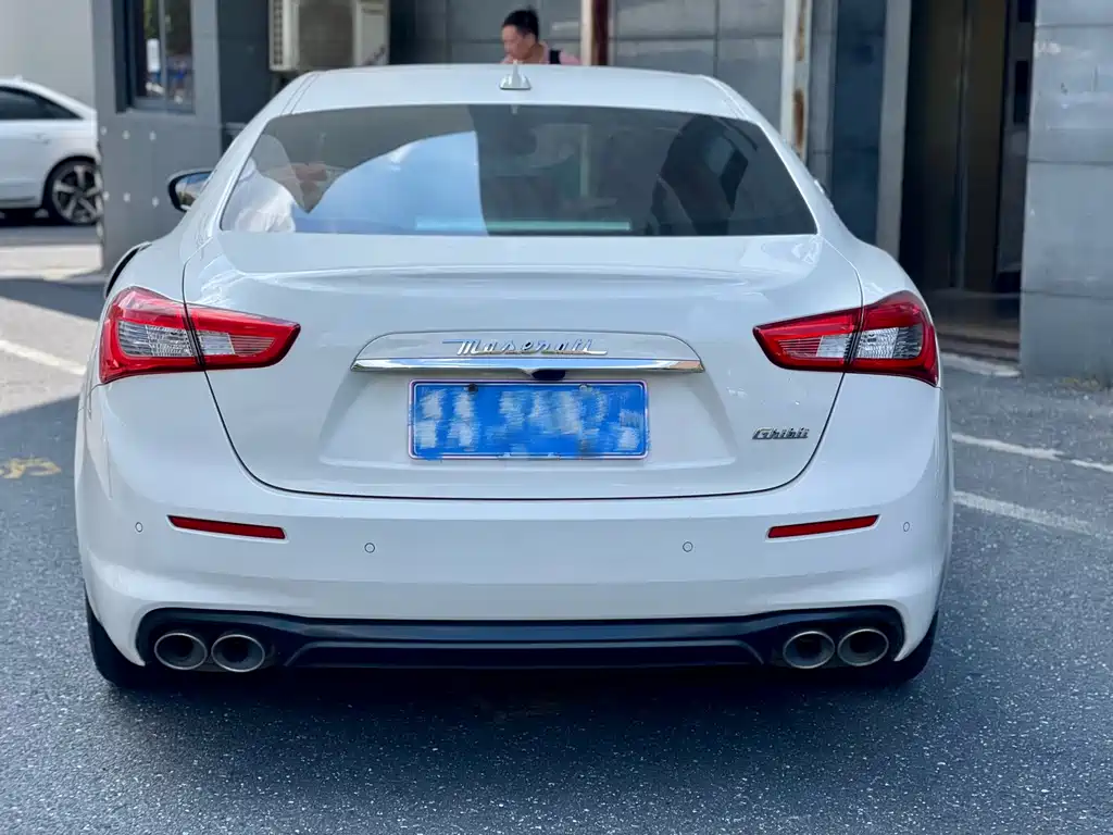 Maserati Ghibli 2020 — фото 3