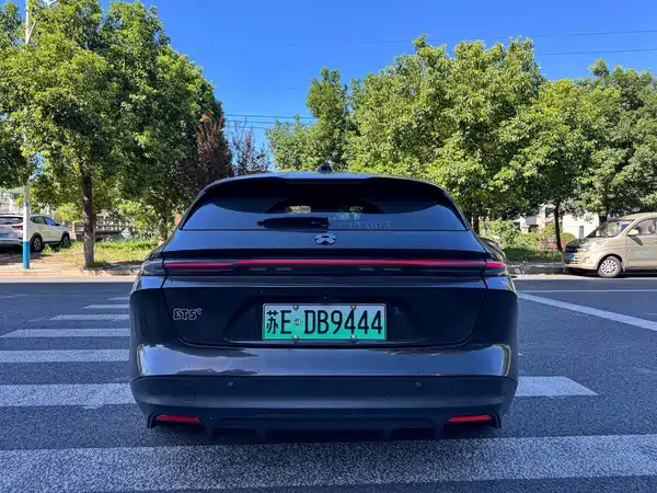 NIO ET5T 2024