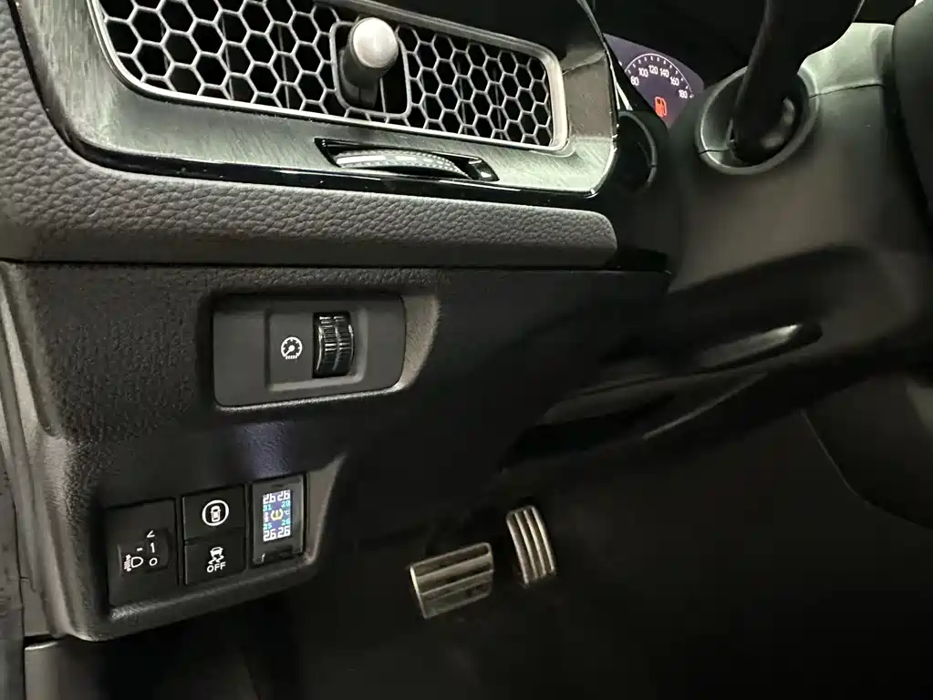 Honda Civic 2023 — фото 14