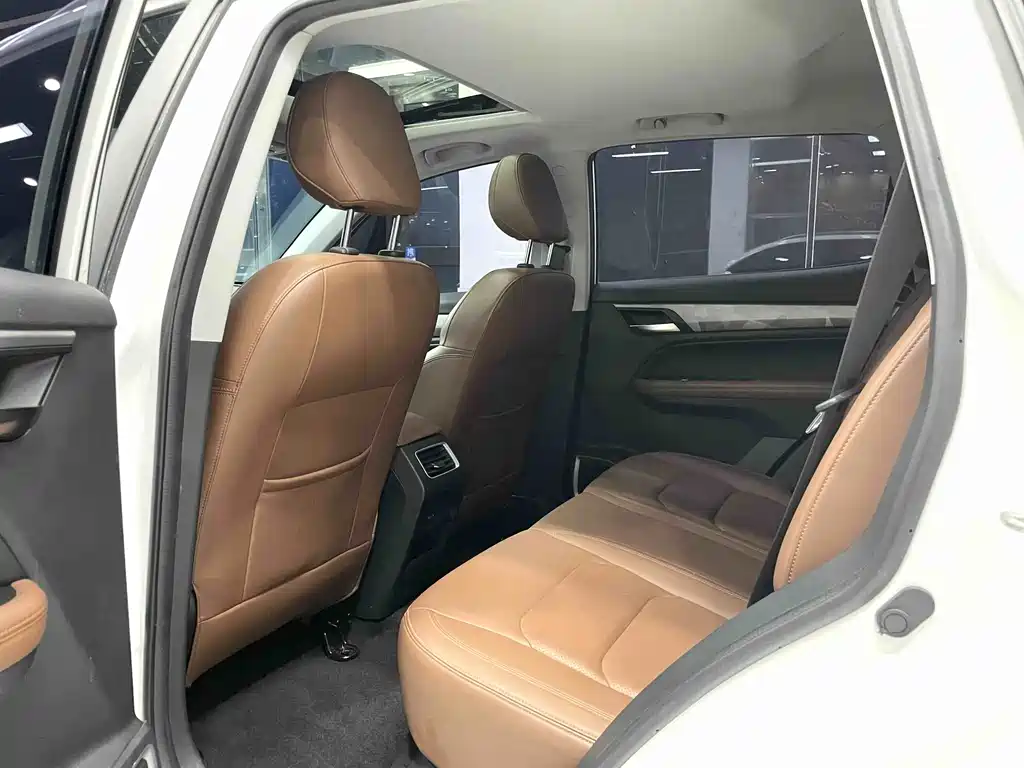 Geely Vision X6 2022 — фото 10