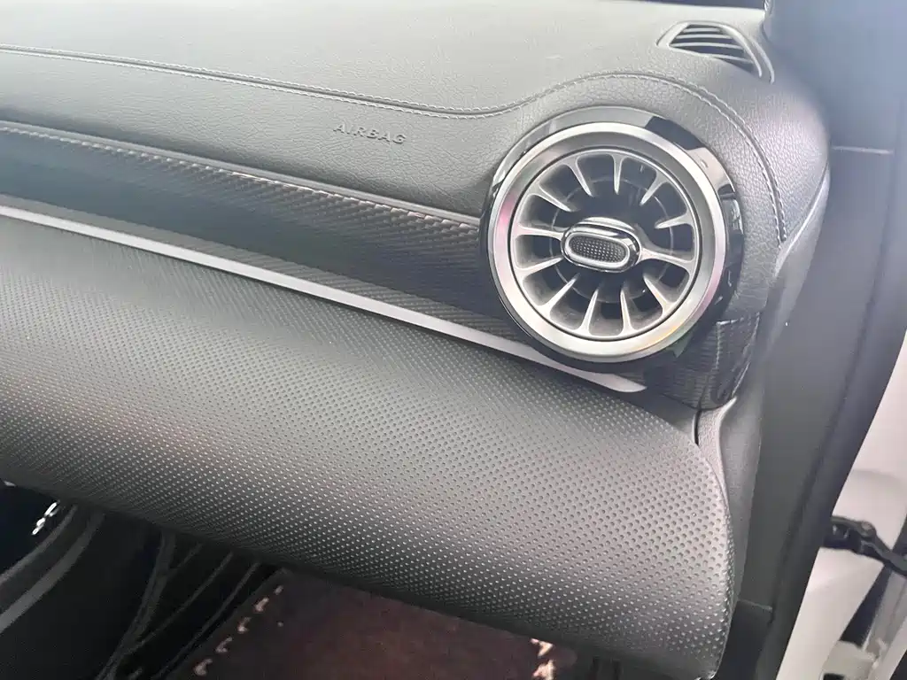 Mercedes-Benz A-Class 2023 — фото 14