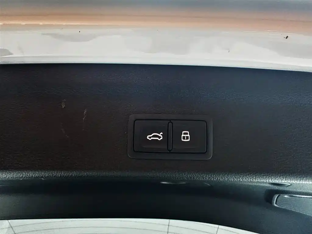 Audi Q3 2022 — фото 18