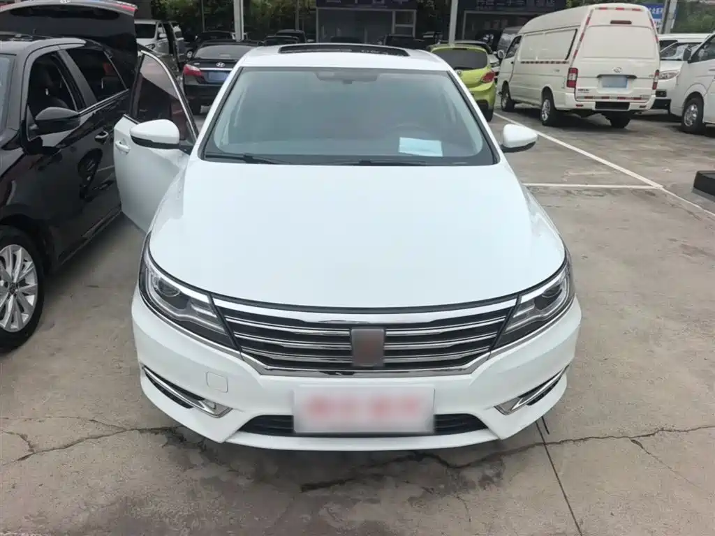 Roewe i6 Classic 2017 — фото 3