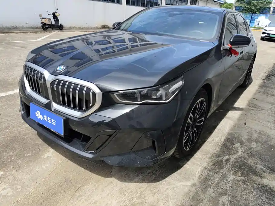 BMW 5 Series 2026