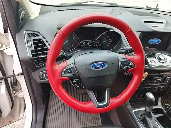 Ford Kuga 2017