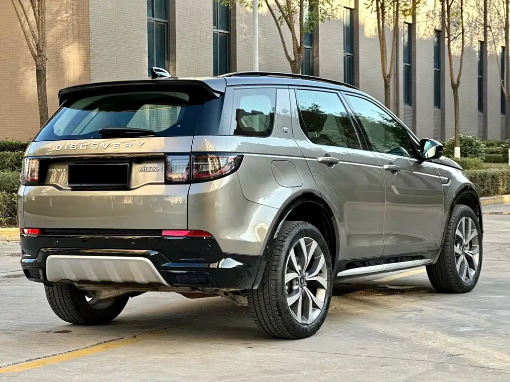 Land Rover Discovery Sport Hybrid 2024 — фото 12