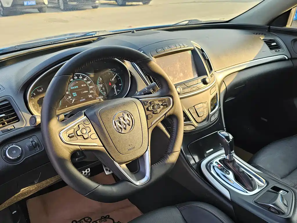 Buick Regal 2015 — фото 8