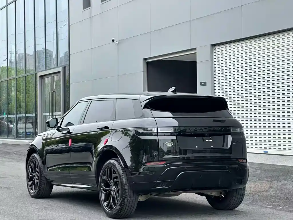 Land Rover Evoque 2023 — фото 9