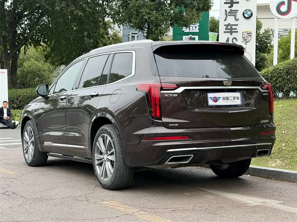Cadillac XT6 2022 — фото 4