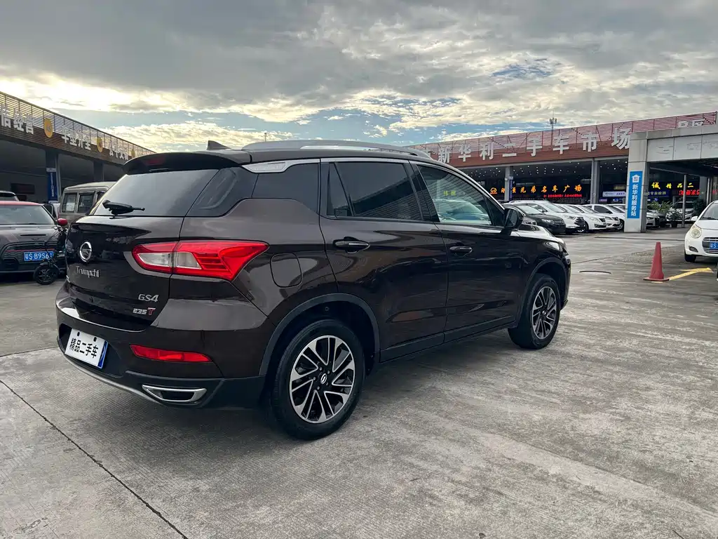 GAC Trumpchi GS4 2018 — фото 5