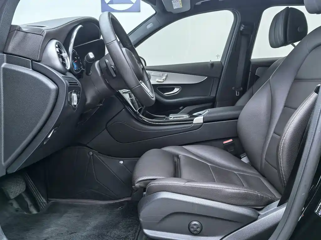 Mercedes-Benz GLC 2021 — фото 14
