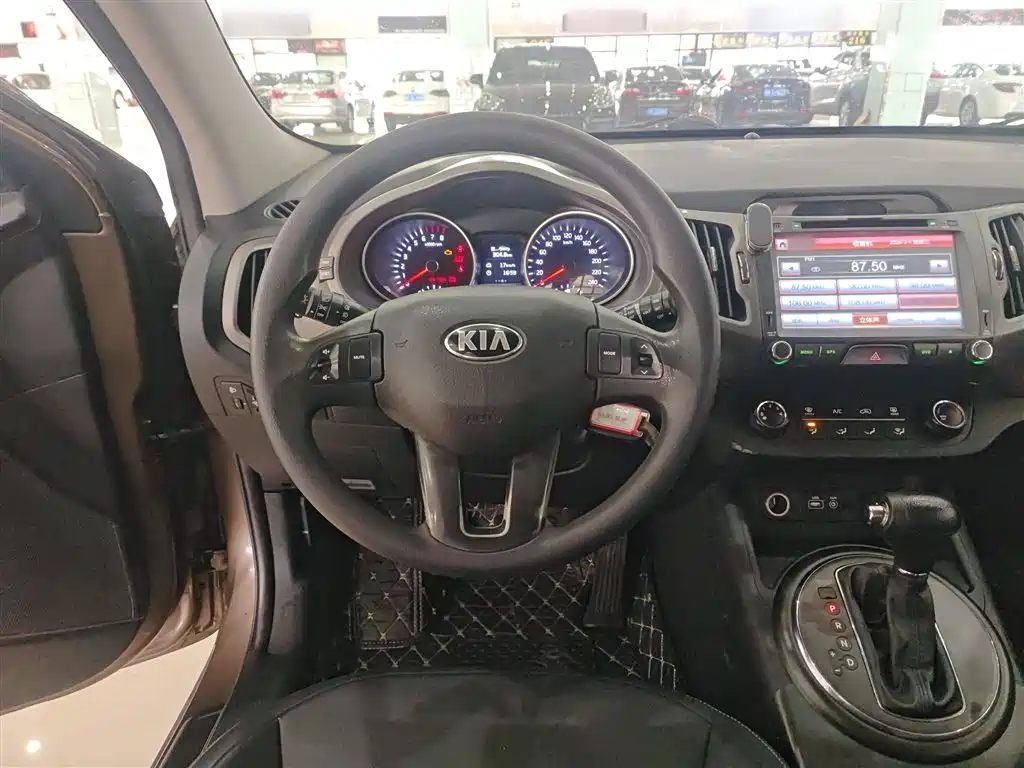 Kia Sportage 2015 — фото 11