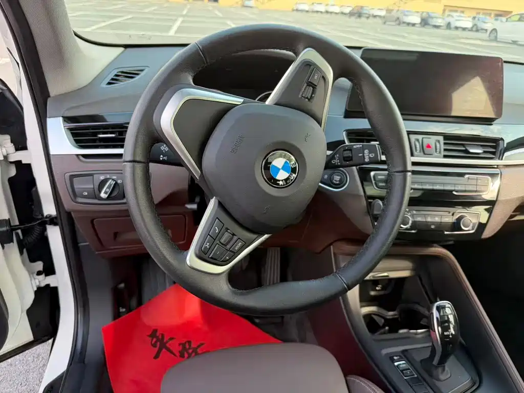 BMW X1 2022 — фото 9
