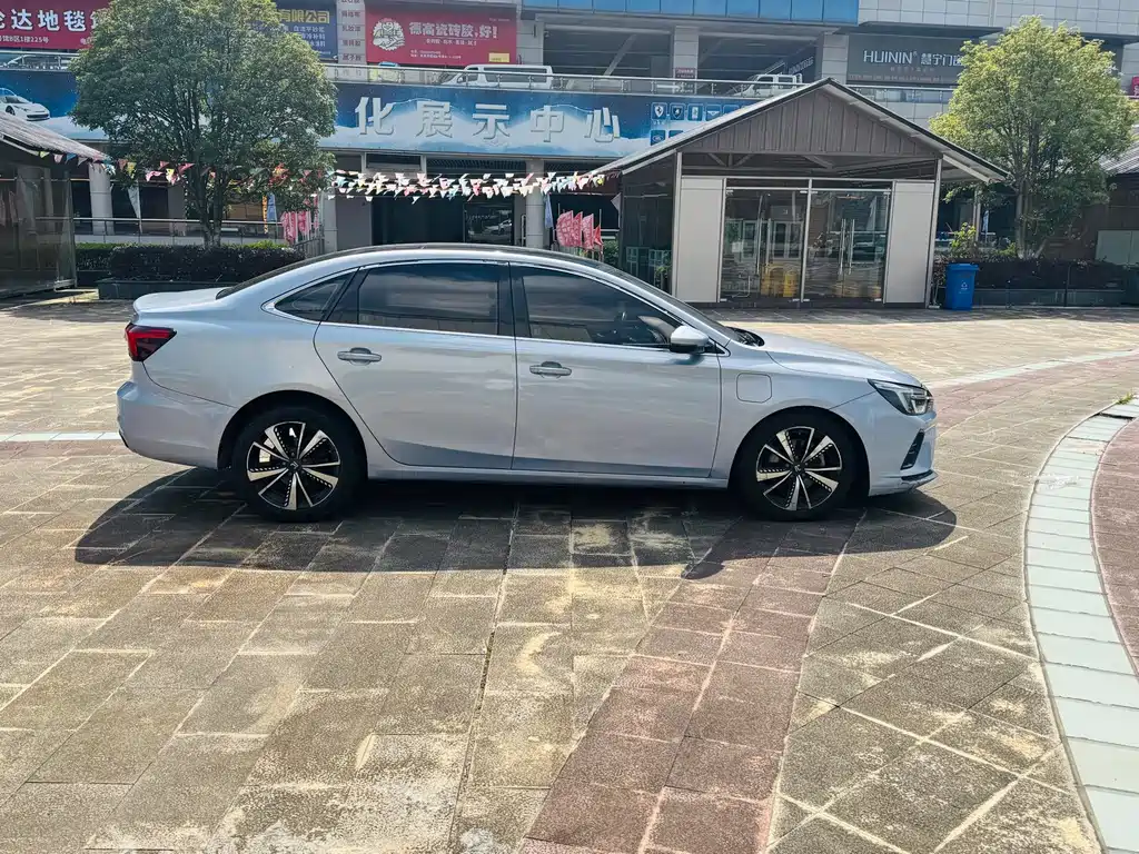 Roewe Feifan ER6 2022 — фото 3