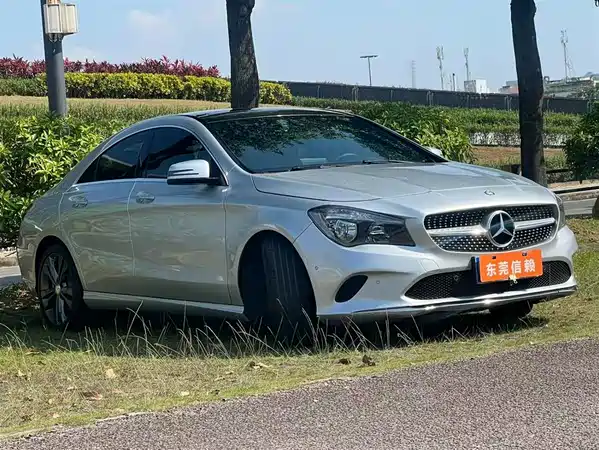 Mercedes-Benz CLA 2016