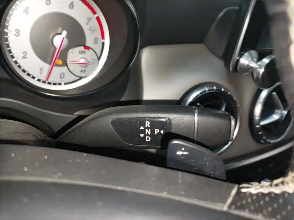 Mercedes-Benz CLA 2016 — фото 14