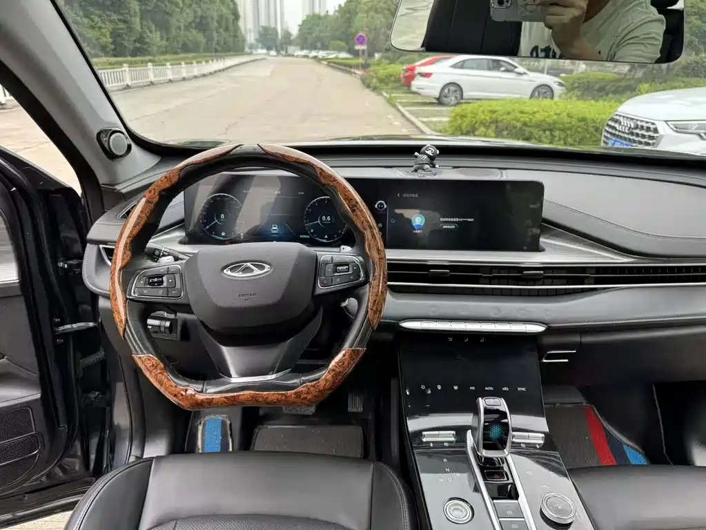 Chery Tiggo 8 PLUS 2022 — фото 7