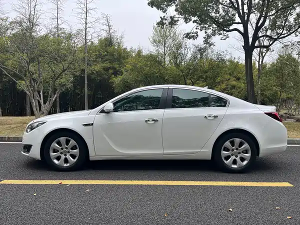 Buick Regal 2016